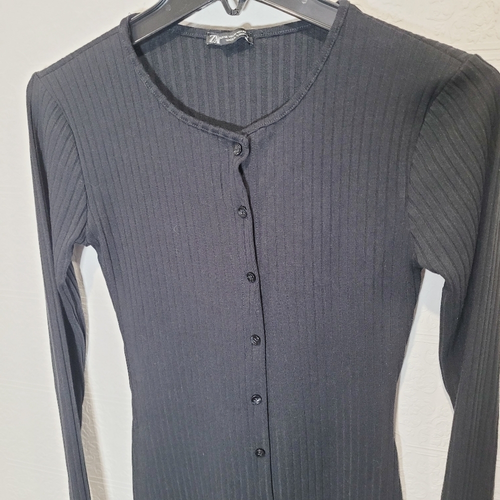 Zara Ribbed Button Down Midi Dress - Picture 2 of 6